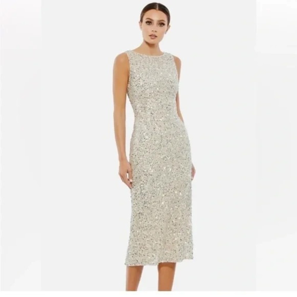 NWT MAC DUGGAL Style 5526 Sleeveless Sequin Midi Sheath Dress Silver Nude Sz 10